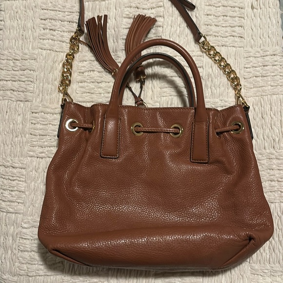 Michael Kors Medium Camden Satchel - Picture 3 of 6